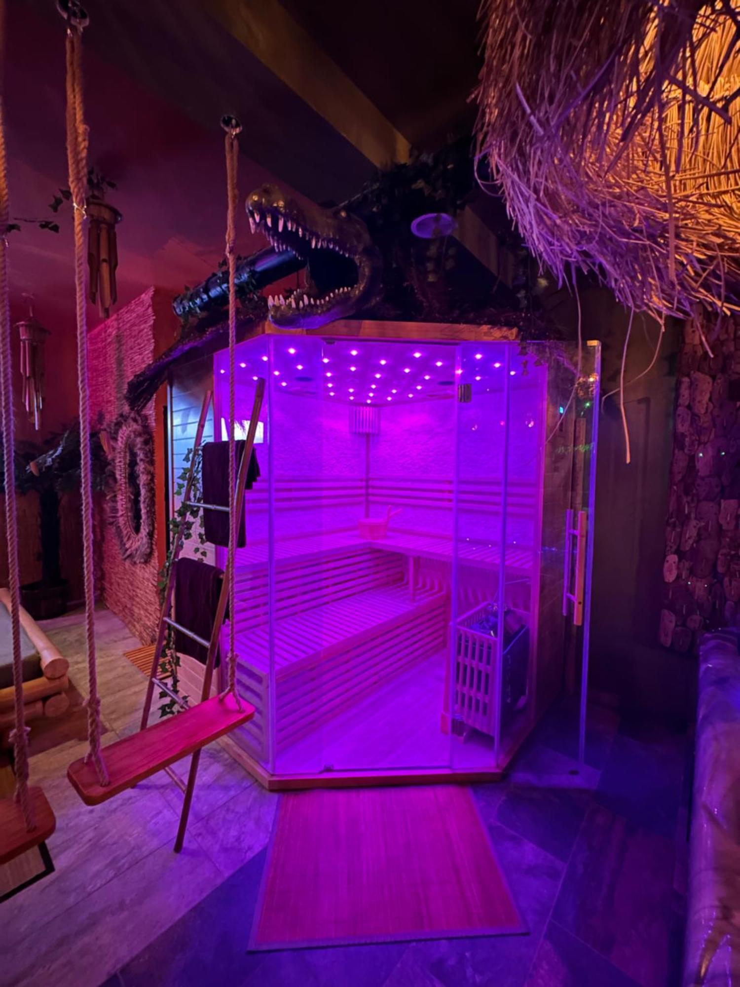 Jungle Spa Acomodação com café da manhã Dunkirk Exterior foto