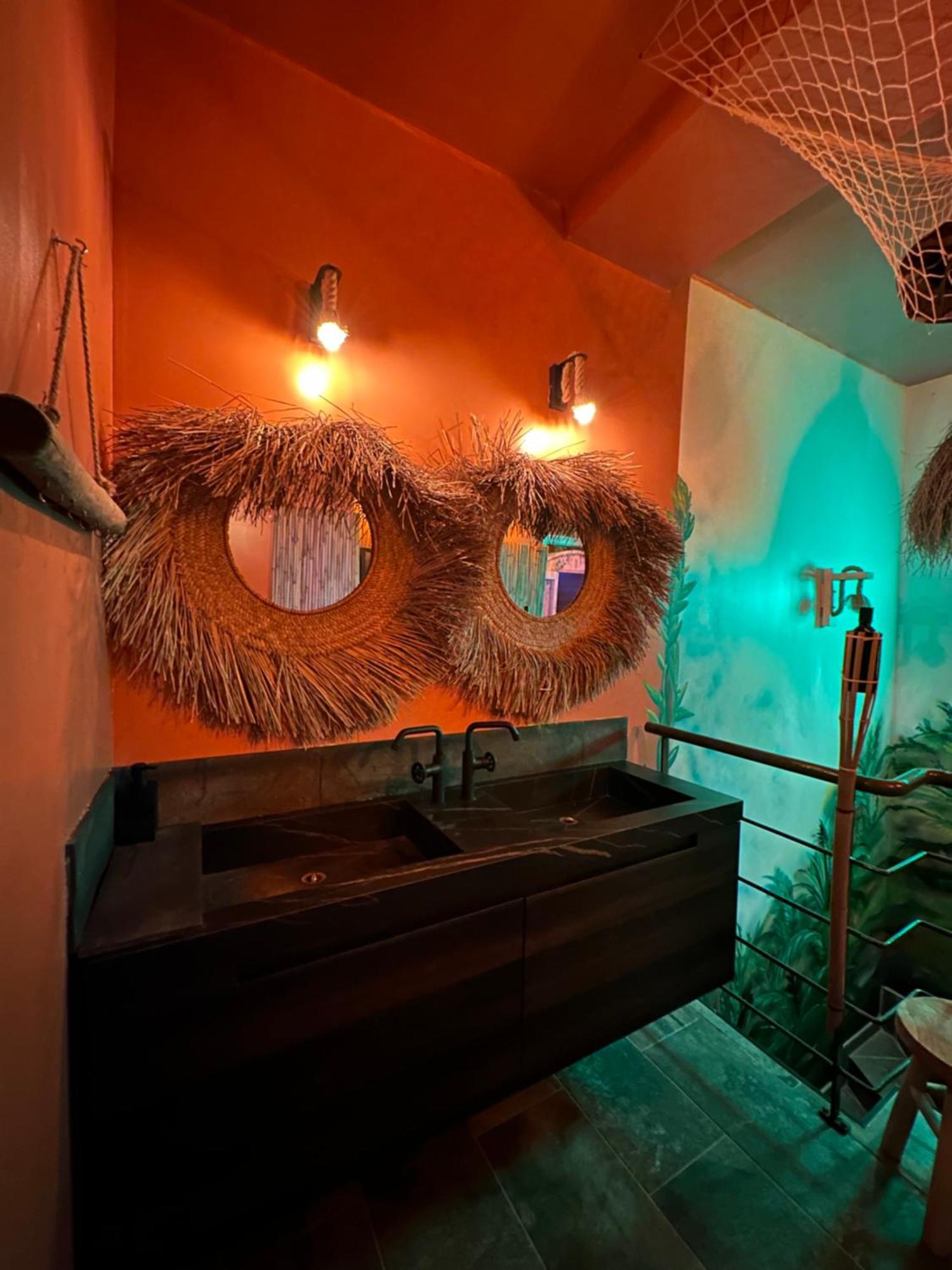 Jungle Spa Acomodação com café da manhã Dunkirk Exterior foto